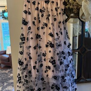 Elegant Black Floral Skirt